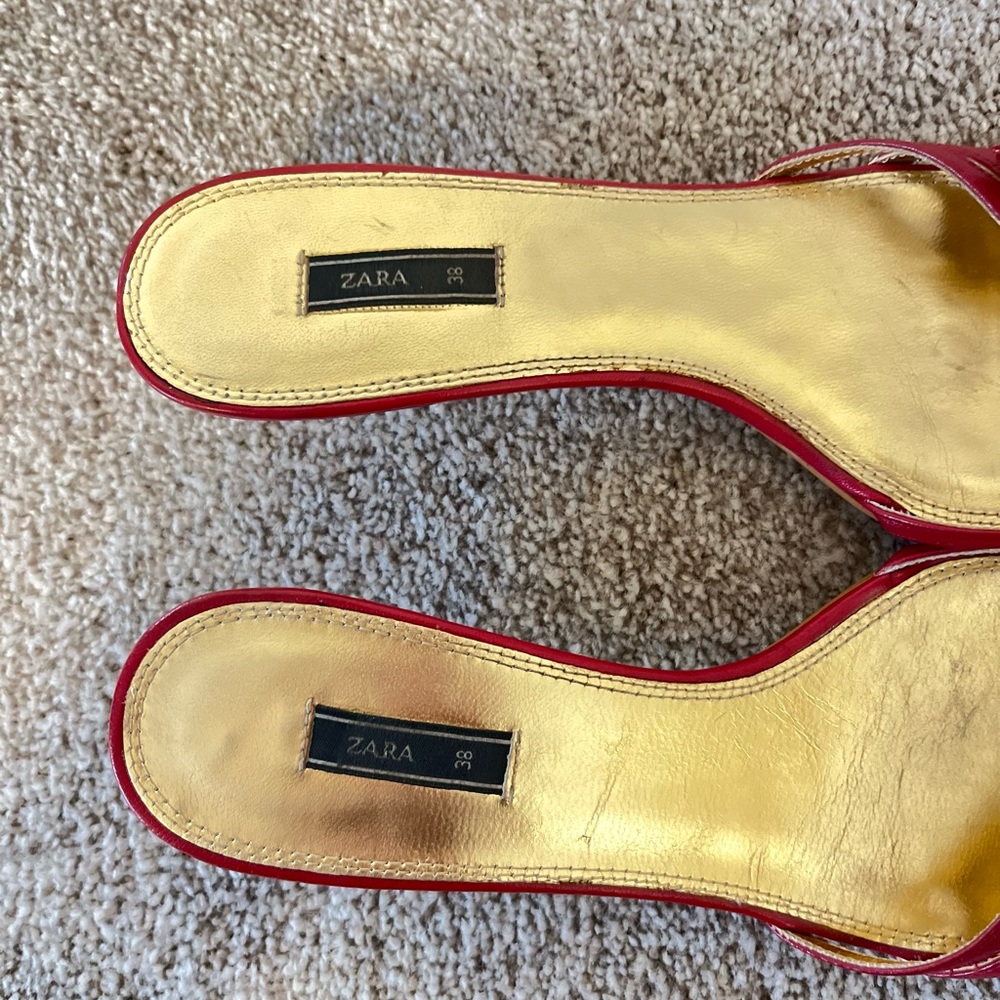 Zara Red & Gold Summer Leather Sandals with 1.5 inches Heels - Picture 4 of 8